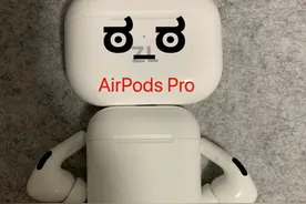 苹果千元新机惨遭“炮轰”：接缝凹凸不平、质量太差……图片