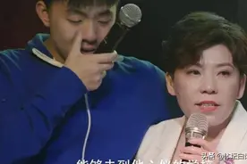 恭喜！邓亚萍15岁儿子再夺冠军，0-2落后大逆转，10个月拿9块奖牌图片