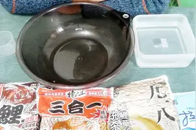 冬季野钓大鲤鱼的饵料配方，渔获倍增视频封面
