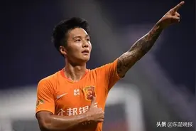 黄石“四虎将”笑傲中超绿茵场图片