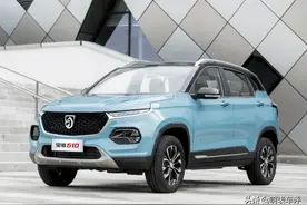 好看又实用，新款宝骏510实车，年轻人代步的不二之选图片