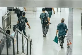 深圳流浪汉的尊严在哪？图片