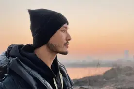 Baby与黄晓明屡传离婚后首谈爱情，疑曝光两人真实婚姻状态图片