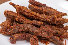 内蒙古牧区十成干牛肉干，口感劲道，回味无穷图片