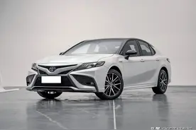 首推2.5G豪华版，次推双擎豪华版，2021款凯美瑞购车手册图片