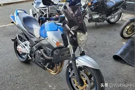 铃木终于有实力派的摩托车街车了，GSR400图片
