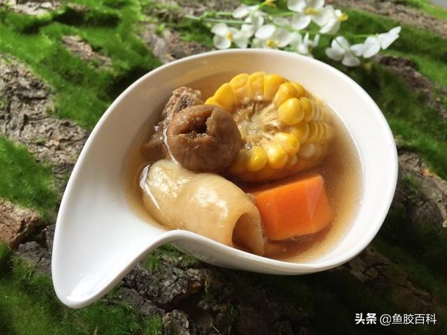 莲子百合薏米花胶粥 莲子薏米花胶粥的功效