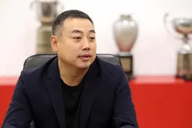 刘国梁：全锦赛是“四最”赛，马龙精神值得学习，莎梦昱还欠火候图片