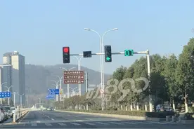 左转掉头注意！市区35个路口要这样走图片