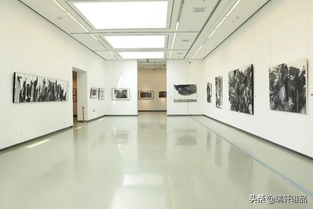 2021年鞠慧北京水墨展受到各界关注引起热烈反响