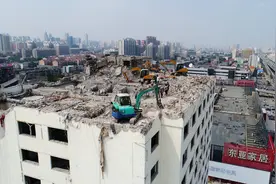 山西一持续亏损三星级酒店，用房间“免费住”5天收4700万，真牛图片