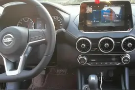 新车买回家，老司机建议一定加装这5个物件，不仅实用还安全图片