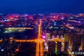 阜阳的夜晚，令人“上头”啊图片