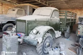 真正的老卡车，最早生产于1948年，现存的前苏联嘎斯63载货车实拍图片