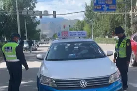 拉萨市交通综合执法支队持续打击出租车违规运营行为，出租车司机中途甩客最高处5000元罚款图片