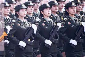 【起床号】8月15日，早安！歌曲《请不要叫我女孩》图片