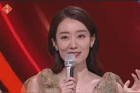 张小斐走红后待遇骤变，扮靓独唱元宵晚会，受重视程度比肩黄子韬图片