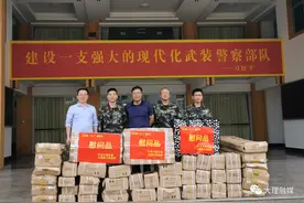 今日大理 || 大理市“八一”走访慰问驻军部队及消防救援单位图片