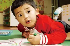 “左撇子”的孩子更聪明？科学家表明：左撇子没你想的那么简单图片