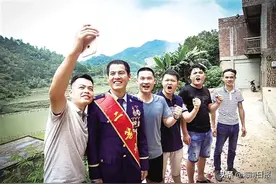 头挡三刀救人的海南消防员，带着二等功回广西老家了图片