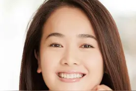 左小青：与大20岁的富豪离婚，靠自己最精彩，单身带娃也幸福图片
