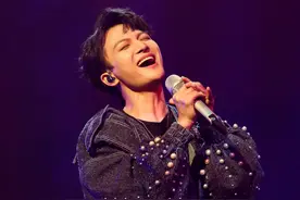 《歌手》华晨宇4次夺冠！旅行团被淘汰，声入人心选歌又遭吐槽图片