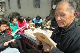 原民办教师过去条件艰苦，付出了很多，如今条件好，应该好好待之图片