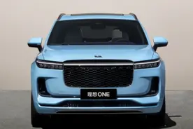 7月新势力销量排行，赛力斯高开低走，卖灵魂都救不了图片