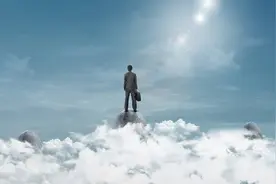 90后女生坐拥四百多栋楼，仅靠收租走向人生巅峰，你值得学习图片