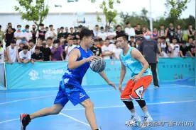 “斗汽”街头篮球赛在金沙滩啤酒城炫出潮酷范儿图片