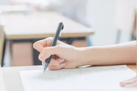 美国高中中文试卷看第一题就懵了 网友：觉得自己是个假中国人