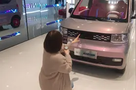 售价3万多、续航不到200公里的五菱小车，凭啥出圈成了90后女性车主的爱？图片
