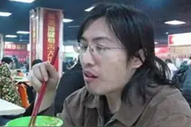 从学霸到网吧流浪汉，“大神7哥”是如何炼成的？图片