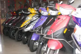 二手电动车值多少钱？为啥商家热衷“以旧换新”，业内人士说漏嘴图片