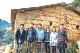 隐居深山的六口之家，无电无网与世隔绝，被发现时连户口都没有图片