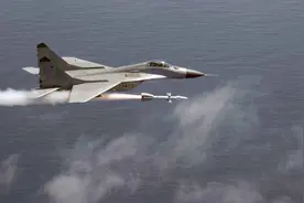 飞机是怎么知道的？导弹锁定自己并发出警报？答案出乎你的意料图片