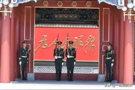 军人站岗时想上厕所咋办？老兵：根本不用硬憋着，已有完善措施图片