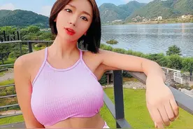 小说：小姨带我去城里投奔闺蜜，小时候她还抱过我，尿了人家一身图片