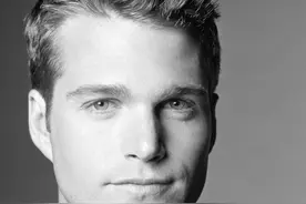 急着告别白马王子形象，却沦为好莱坞牺牲品，十年无戏可拍图片