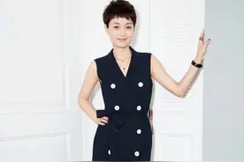 马伊琍深情发文，疑diss前夫文章，网友：不用回忆了图片