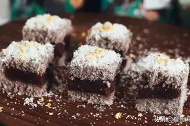 国风小点心黑芝麻红豆蒸米糕，比例完美空气感十足且湿润不散图片