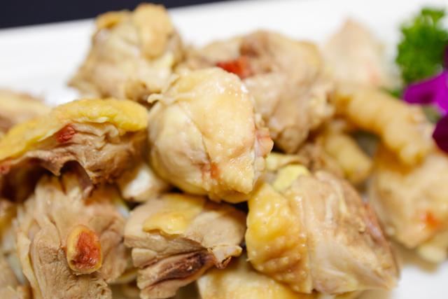 猪肚炖花胶的功效 2026年猪肚炖花胶的功效与禁忌