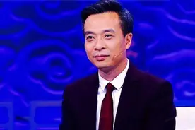 诗词大会上的康震，因“停车坐爱枫林晚”引专家质疑，他真错了？图片