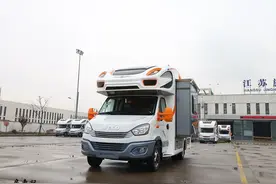 细节设计，贴合用户心理，实拍旌航593-2房车图片