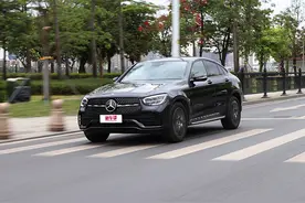 奔驰GLC Coupe：试完它 我去4S店给我老婆订了辆图片