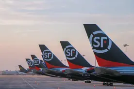 顺丰快递签收确认多收1元钱？到底是顺丰变相涨价还是另有原因？图片