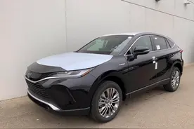 汉兰达的“亲兄弟”，2.5混动+四驱，2022款威飒真帅气图片