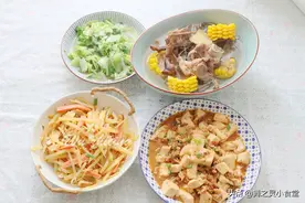 假期请客吃饭，30元做的4道菜，晒圈火了，网友：用心才可贵！​图片