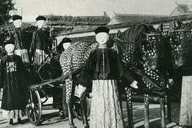 慈禧出殡场面有多壮观？一大群纸糊的逼真假人，队伍如同阴兵过道图片