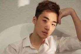 和平精英公认的明星车队！不求人经常翻车，犄角火力车强在哪里？图片